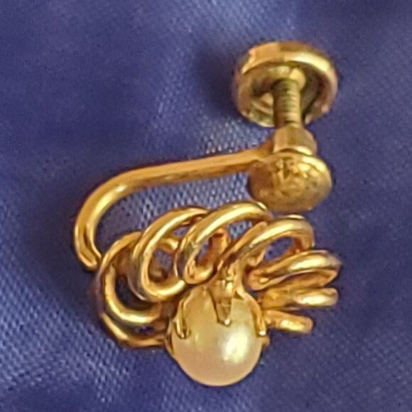 Vtg Signed Tru-Kay Earrings 12K Gold-filled Spiral Swirl Natural Pearl Classic - Picture 4 of 10